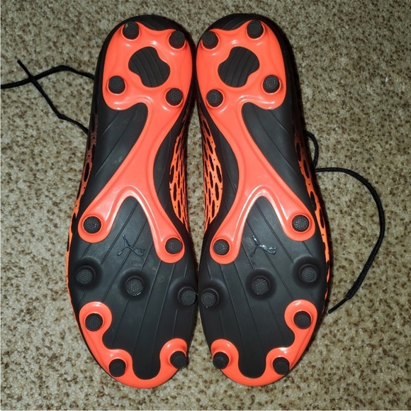 Puma Spirit III Soccer cleats Orange/Black Men’s 10.5 Brand New - Picture 3 of 3